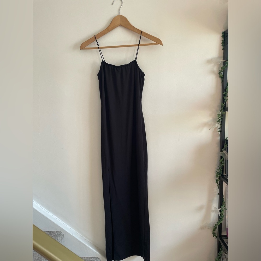 Y2K Black Slip 90s Quiet Luxury Old Money Maxi Dress with Thigh High Side Slit - Picture 2 of 3